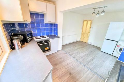 1 bedroom flat to rent, Warwick Road, Stratford