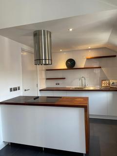 2 bedroom apartment to rent, Cowley Road, Oxford