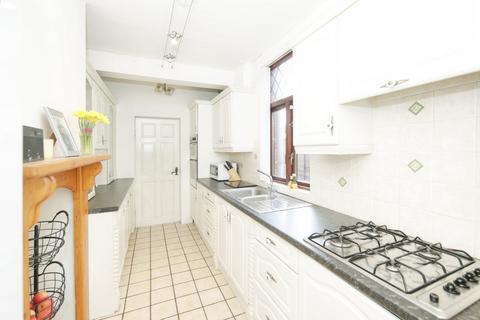 3 bedroom terraced house for sale, Church Road, Nuneaton, CV10
