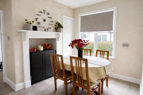3 bedroom bungalow for sale, Launceston Road, Bodmin, Cornwall, PL31