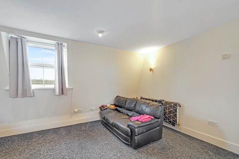 2 bedroom flat for sale, Brydges Road, London