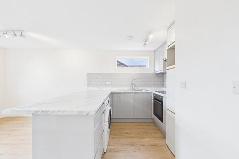 1 bedroom apartment for sale, Feltham Road, Ashford, Surrey, TW15