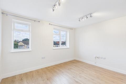1 bedroom apartment for sale, Feltham Road, Ashford, Surrey, TW15