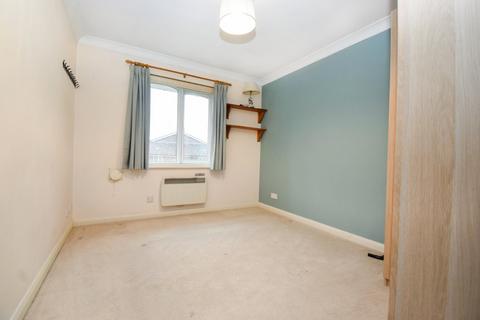 2 bedroom apartment for sale, Missenden Gardens, Burnham, Buckinghamshire, SL1