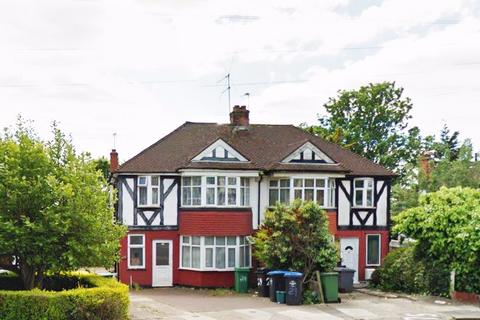 2 bedroom flat to rent, Vincent Gardens,Dollis Hill, NW2