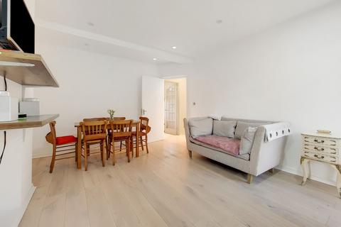 4 bedroom apartment to rent, Flat , Busby House, Aldrington Road, London