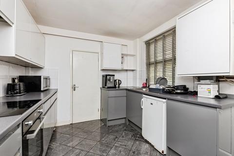 undefined, Derby Grove, Nottingham