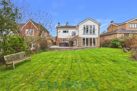 5 bedroom detached house for sale, Vauxhall Gardens, Tonbridge, Kent, TN11