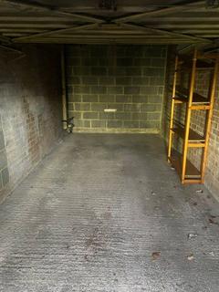 2 bedroom apartment to rent, Armadale Close, London, N17