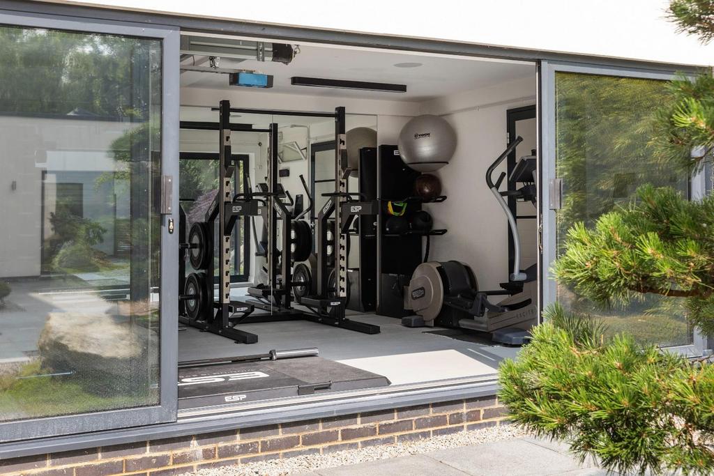 GYMNASIUM.jpg