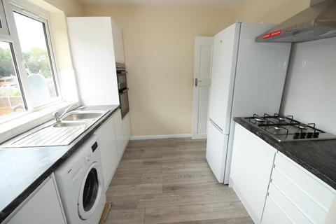 2 bedroom maisonette for sale, Ashford TW15