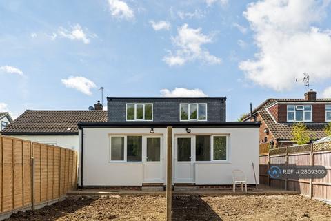 3 bedroom flat to rent, Wellington Road, Ashford, TW15