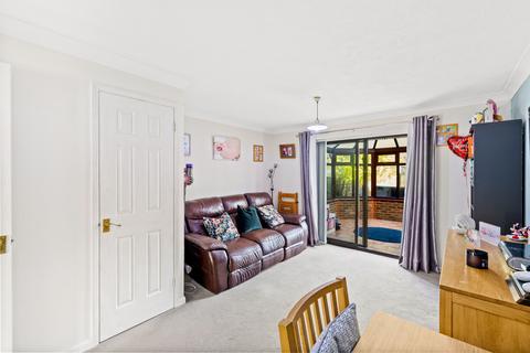 undefined, Burns Close, Horsham RH12