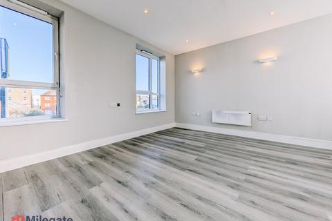 undefined, High Street, Gravesend DA11