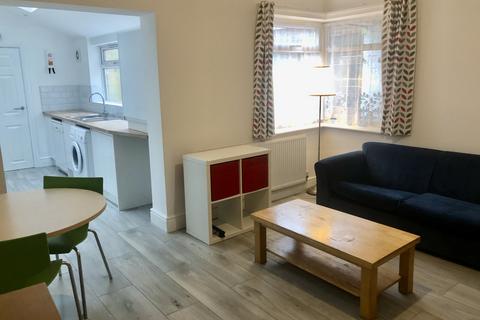 5 bedroom house to rent, Osmaston Street - 5 Bed, Lenton NG7