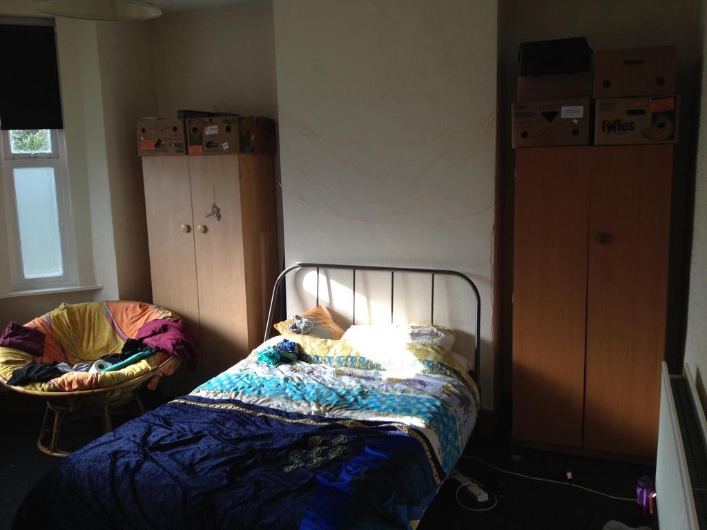 Broadfield-road-m14-4wb-1049379