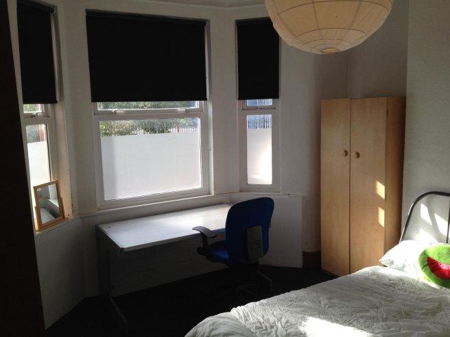 Broadfield-road-m14-4wb-1049380