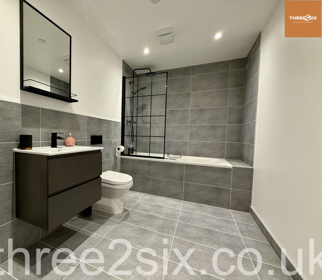 Family bathroom