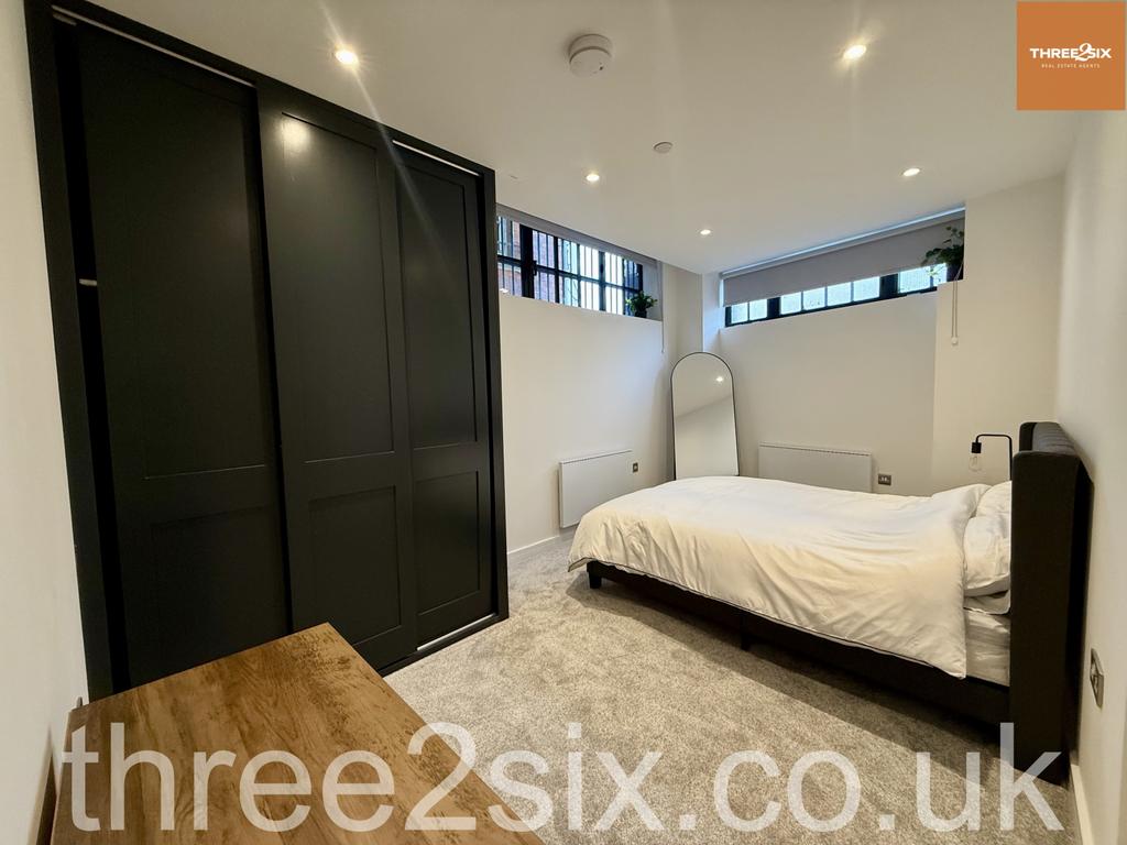 Main bedroom