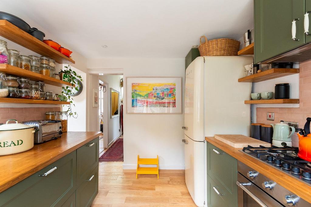 0 C5 GMR - Kitchen C.jpg