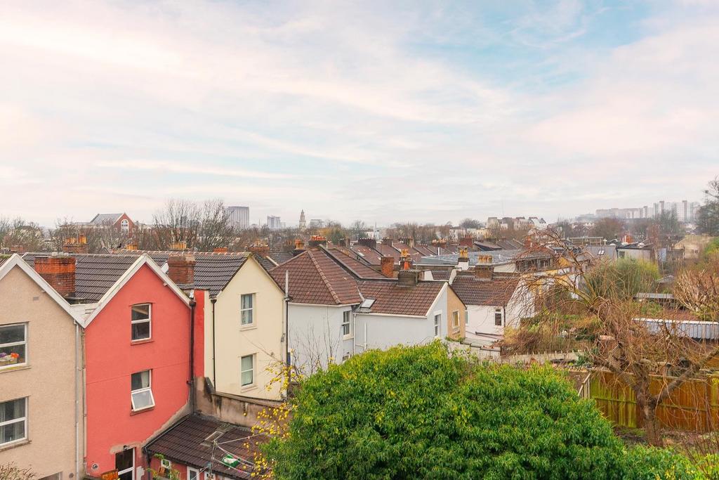 0 C5 GMR - Loft View A.jpg