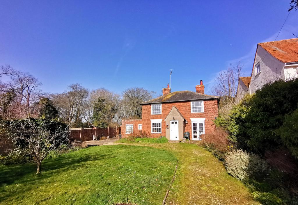 4 Bedroom Cottage for Sale