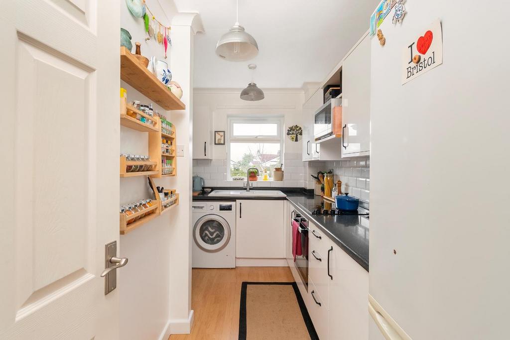 0 C8 GSG - Kitchen C.jpg