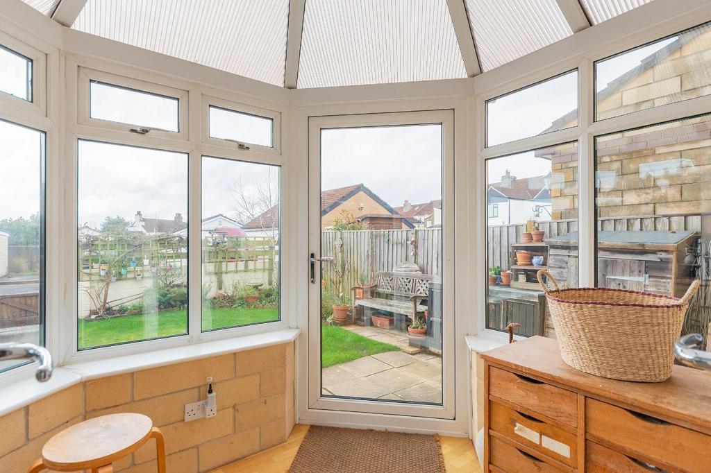 0 C8 GSG - Conservatory B.jpg