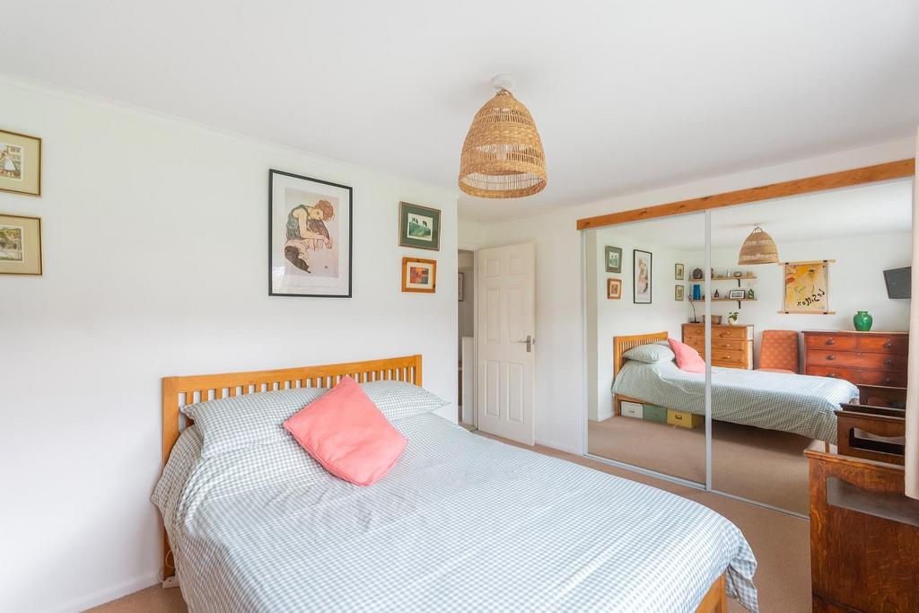 0 C8 GSG - Bedroom D.jpg