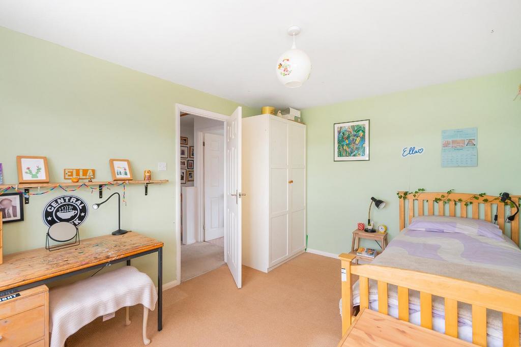 0 C8 GSG - Bedroom A.jpg