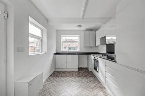 3 bedroom semi-detached house for sale, Hemlock Avenue, Long Eaton