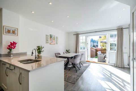 4 bedroom end of terrace house for sale, Collison Avenue, Barnet, EN5