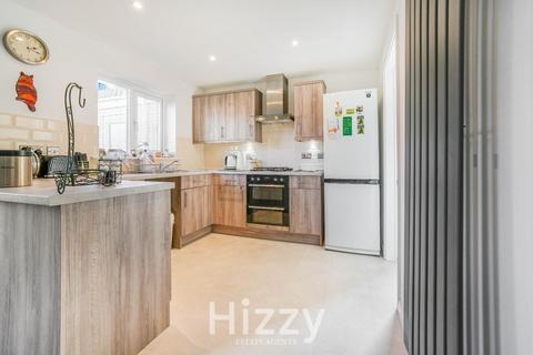 3 bedroom detached house for sale, Garman Way, Hadleigh IP7