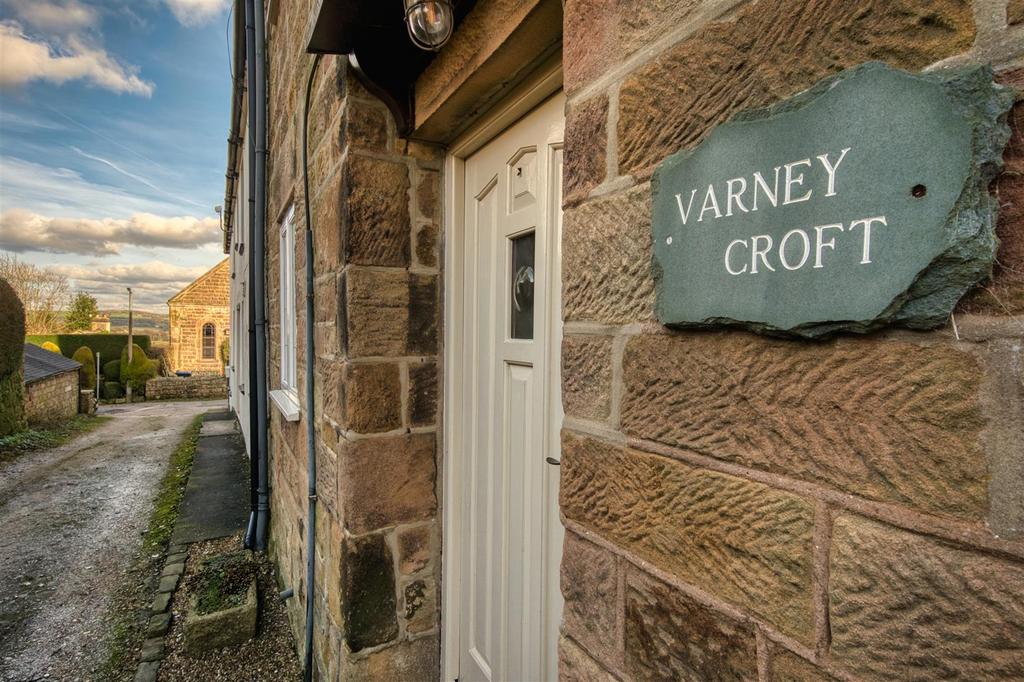 Front door and view down lane to countryside.jpg