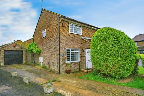 2 bedroom semi-detached house for sale, Isenburg Way, HEMEL HEMPSTEAD