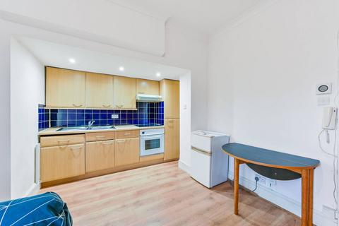 1 bedroom flat to rent, Brondesbury Road, Queen's Park, London, NW6