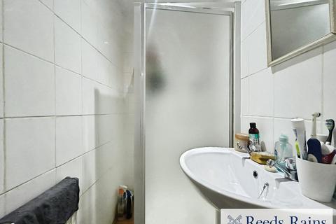 5 bedroom end of terrace house for sale, Duchy Road, Greater Manchester M6