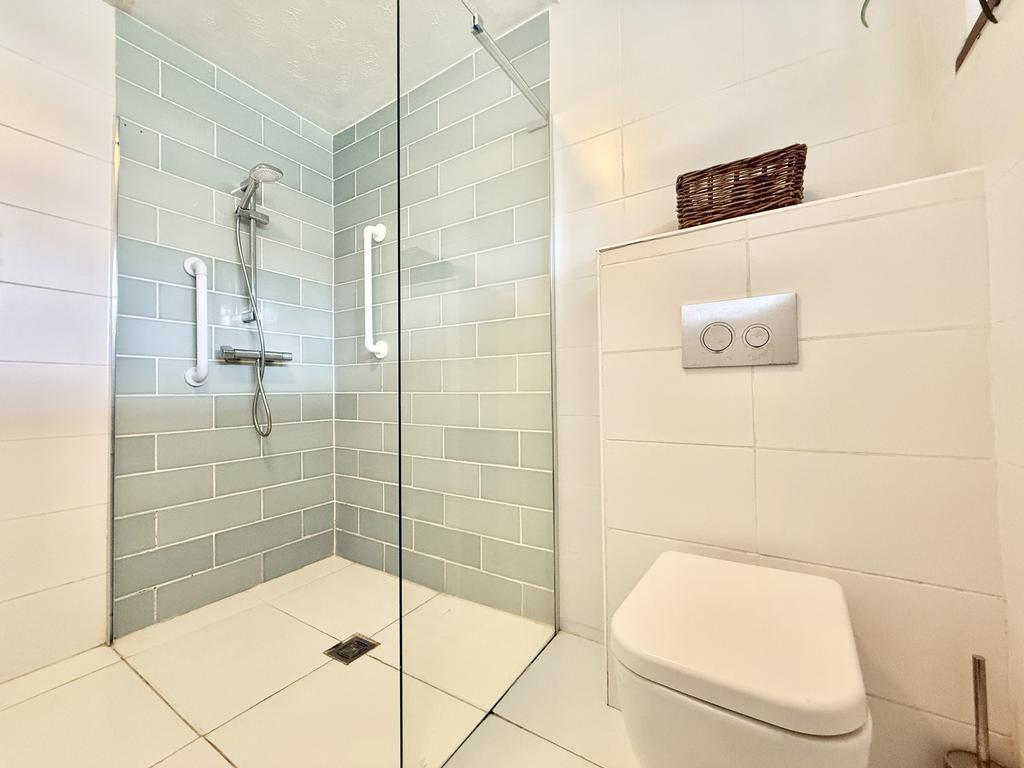 Wet Room 3