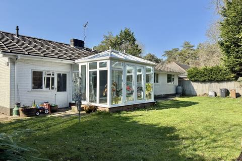 3 bedroom bungalow for sale, Forest Edge Drive, Ashley Heath, Ringwood, BH24