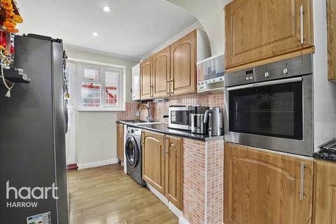4 bedroom end of terrace house for sale, Church Lane, Harrow