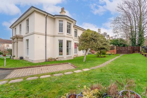 2 bedroom apartment for sale, Sandalwood Apartments, Comberton Road, Kidderminster, DY10