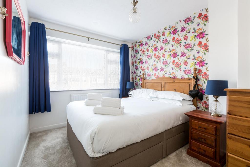 36 Hercules Road, Hamworthy 04.11.20 (1500px-300pp