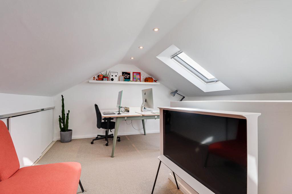 Bedroom/Loft Room