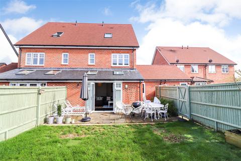 4 bedroom semi-detached house for sale, Mulberry Walk, Hampshire GU51