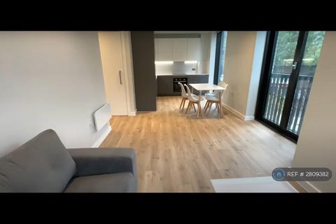 2 bedroom flat to rent, The Gate, Manchester, M4