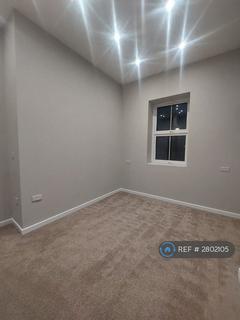 2 bedroom flat to rent, High St, Leighton Buzzard, LU7