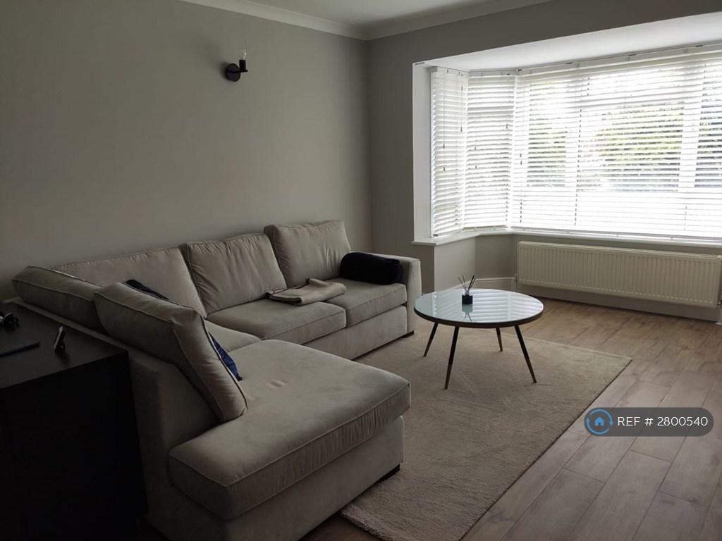Living Room 4