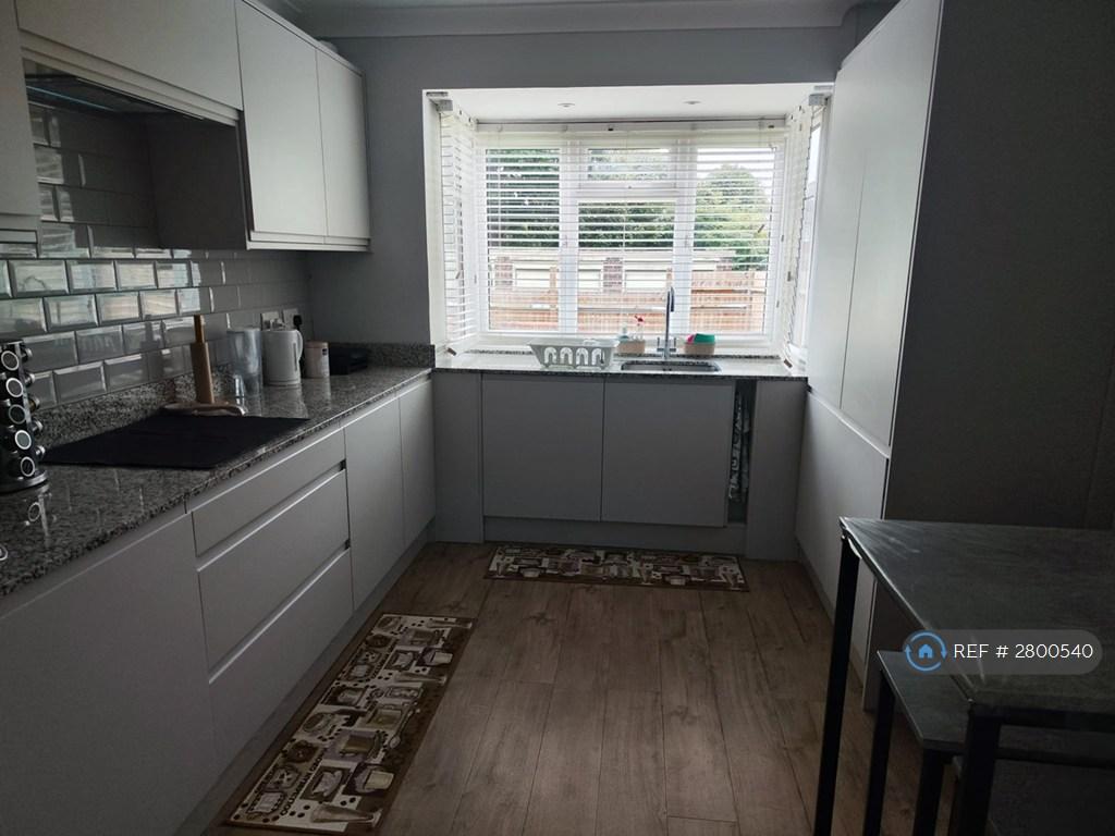 Kitchen 2