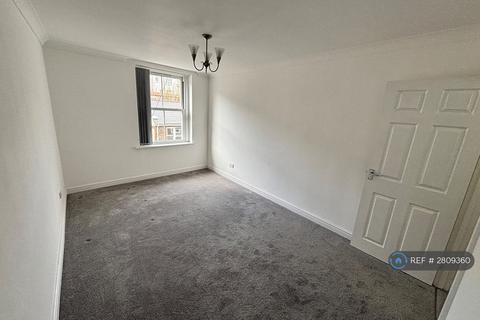 2 bedroom flat to rent, Bethcar Street, Ebbw Vale, NP23