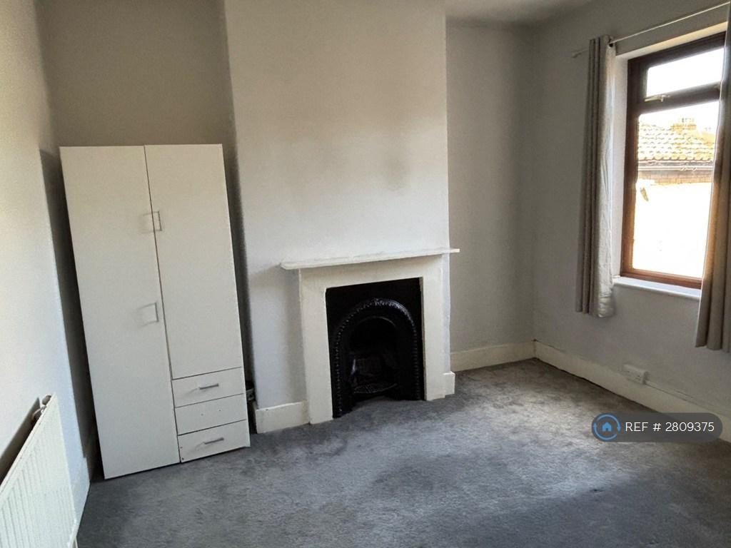 Bedroom 2 With Fireplace